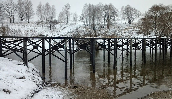 Свайные мосты: надежное решение для преодоления водных преград в Борисоглебске от 57992 руб